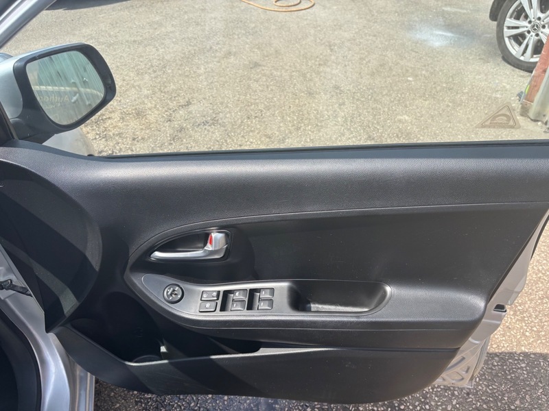 Kia Picanto Hatchback White #12