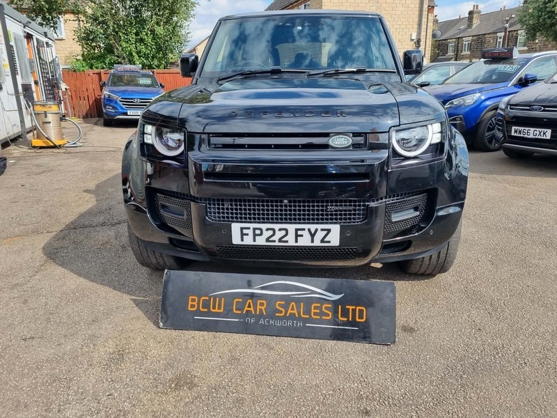 Land Rover Defender X-dynamic S Black #4