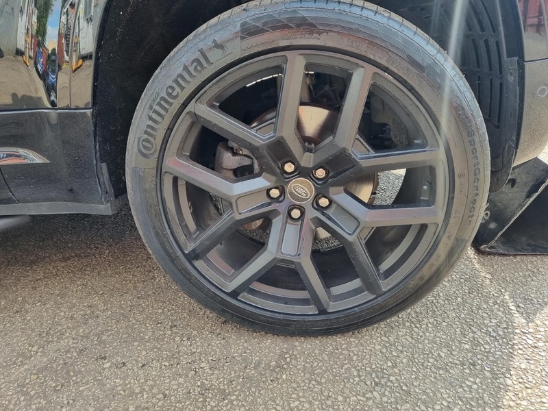 Land Rover Defender X-dynamic S Black #6