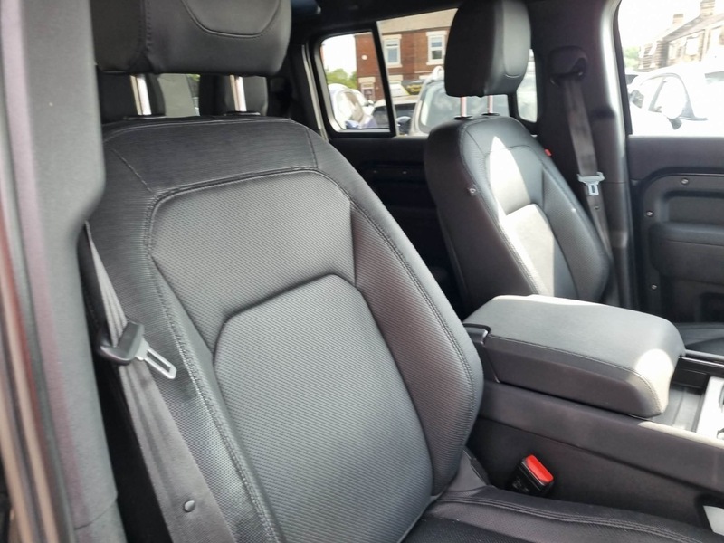 Land Rover Defender 3.0 D250 X-dynamic S 110  #12