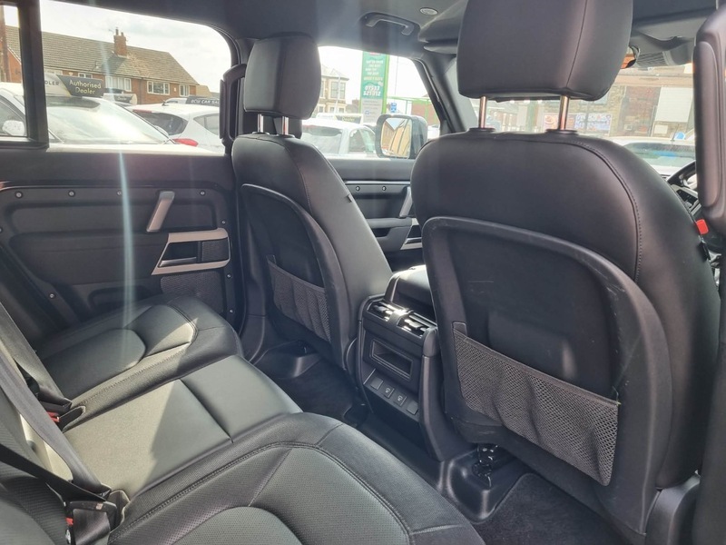 Land Rover Defender 3.0 D250 X-dynamic S 110  #9