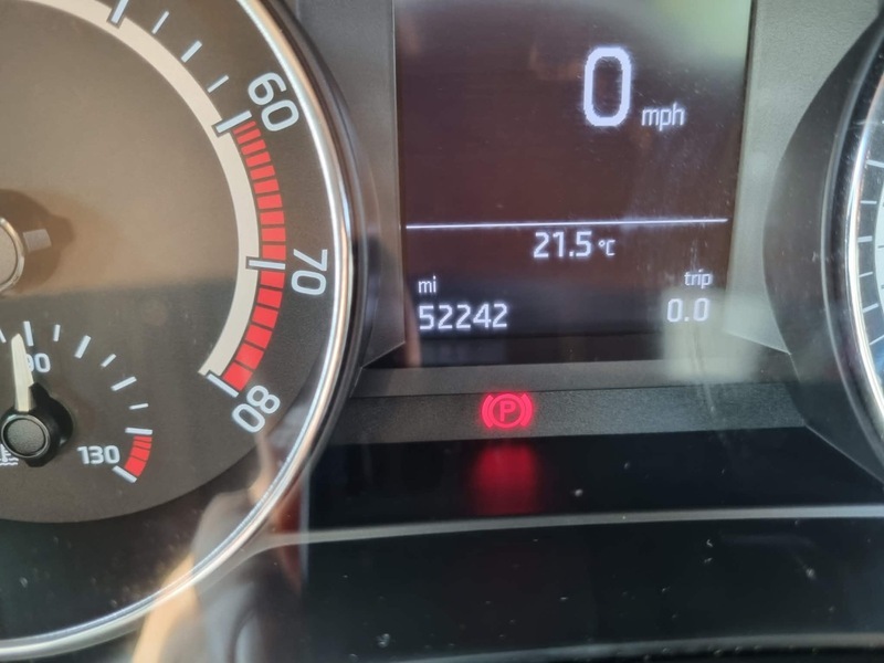 Skoda Fabia 1.0 Tsi Se Red #27