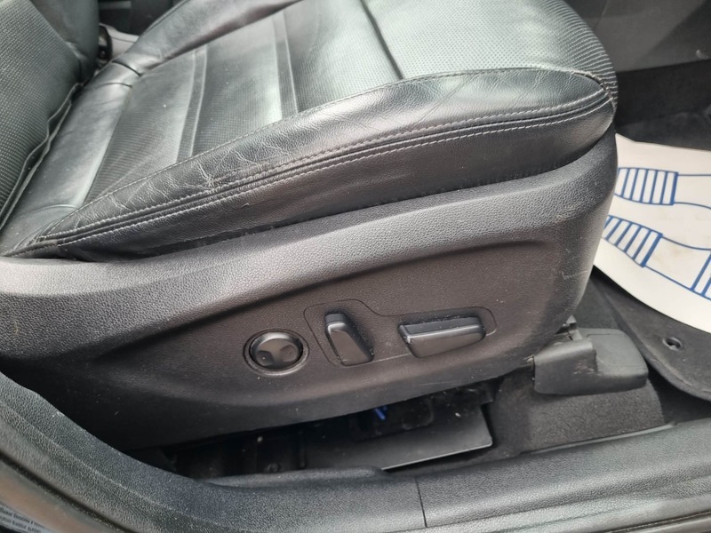Kia Sorento Sorento Kx-2 Crdi Isg 4X4 White #24