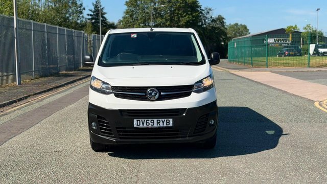 Vauxhall Vivaro 1.5 Turbo D 2900 Dynamic L2 H1 Euro 6 Ss 6Dr White #2