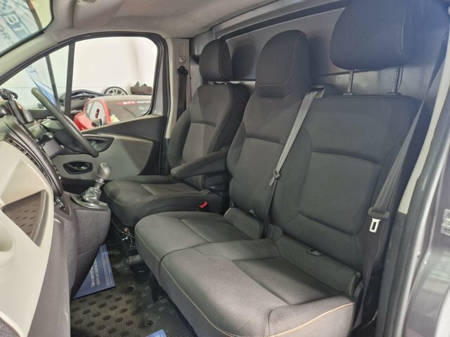Renault Trafic 1.6 Sl27 Sport Nav Dci 120 Bhp Silver #15