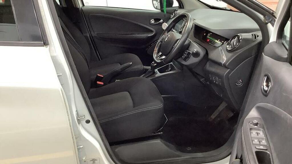 Renault Zoe Hatchback Red #10