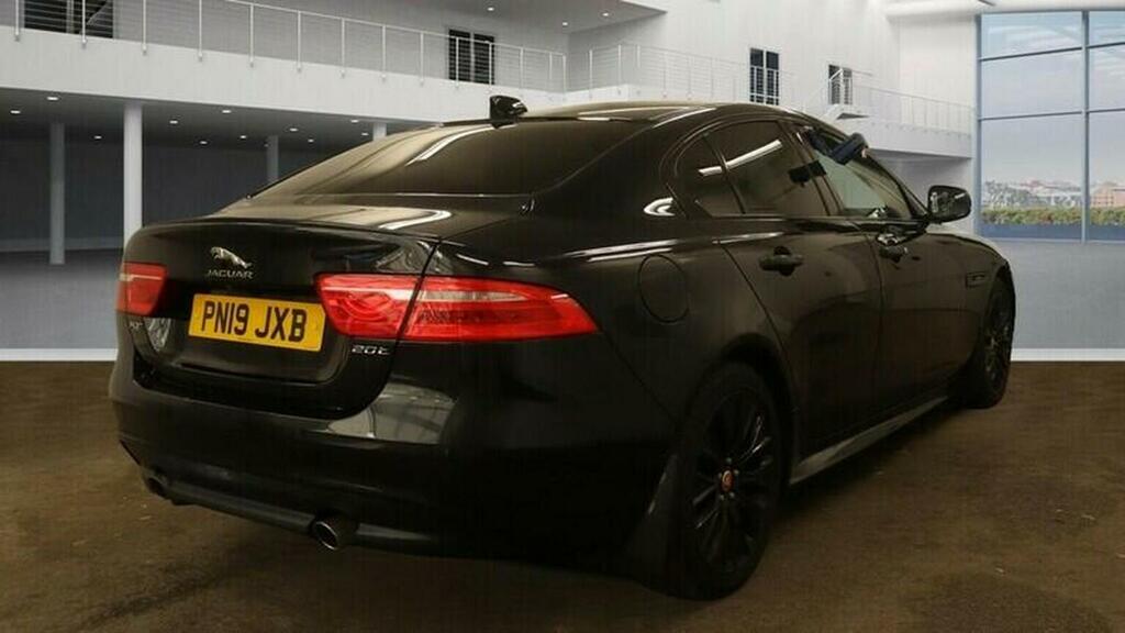 Jaguar XE Saloon 2.0I Landmark Euro 6 Ss 20191 PN19JXB Black #4