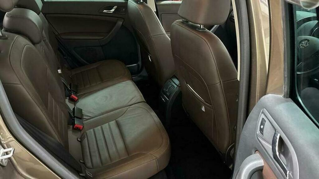 Skoda Yeti White #10