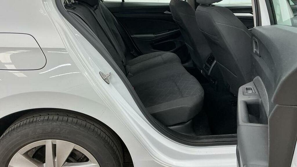 Volkswagen Golf 1.5 Tsi Life Black #9