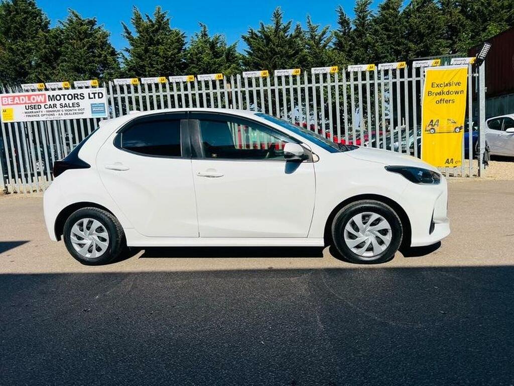 Toyota Yaris Hatchback Grey #8