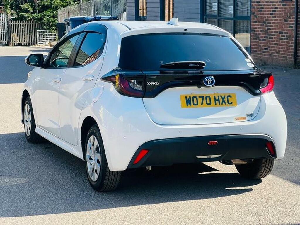 Toyota Yaris Hatchback 1.5 Vvt Hatchback 202574 #5