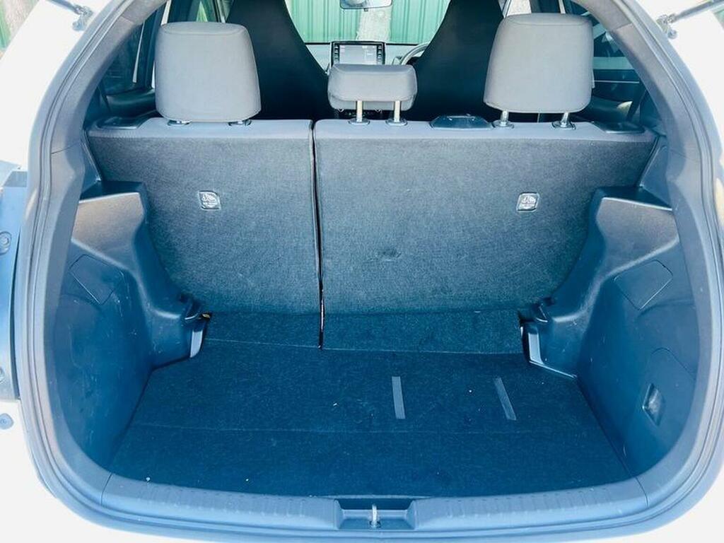 Toyota Yaris Hatchback Grey #13