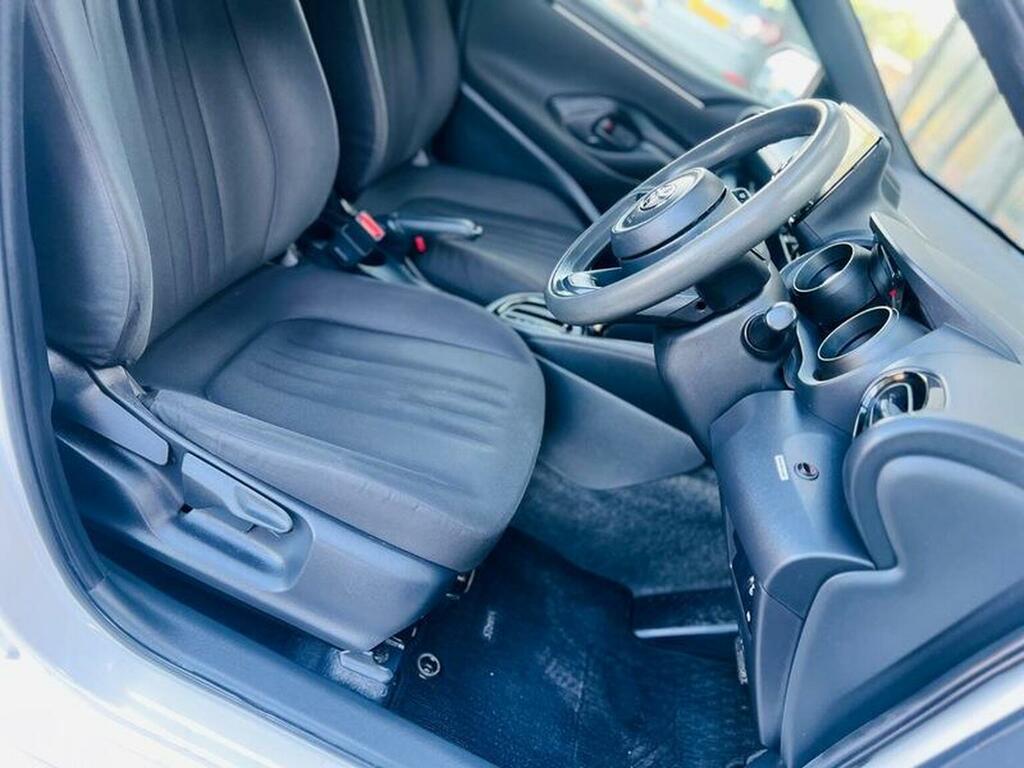 Toyota Yaris Hatchback Grey #17