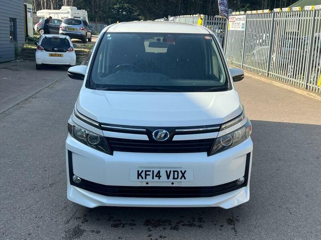 Toyota Voxy Other 1.8 Hybrid Mpv Dr 202626 #3