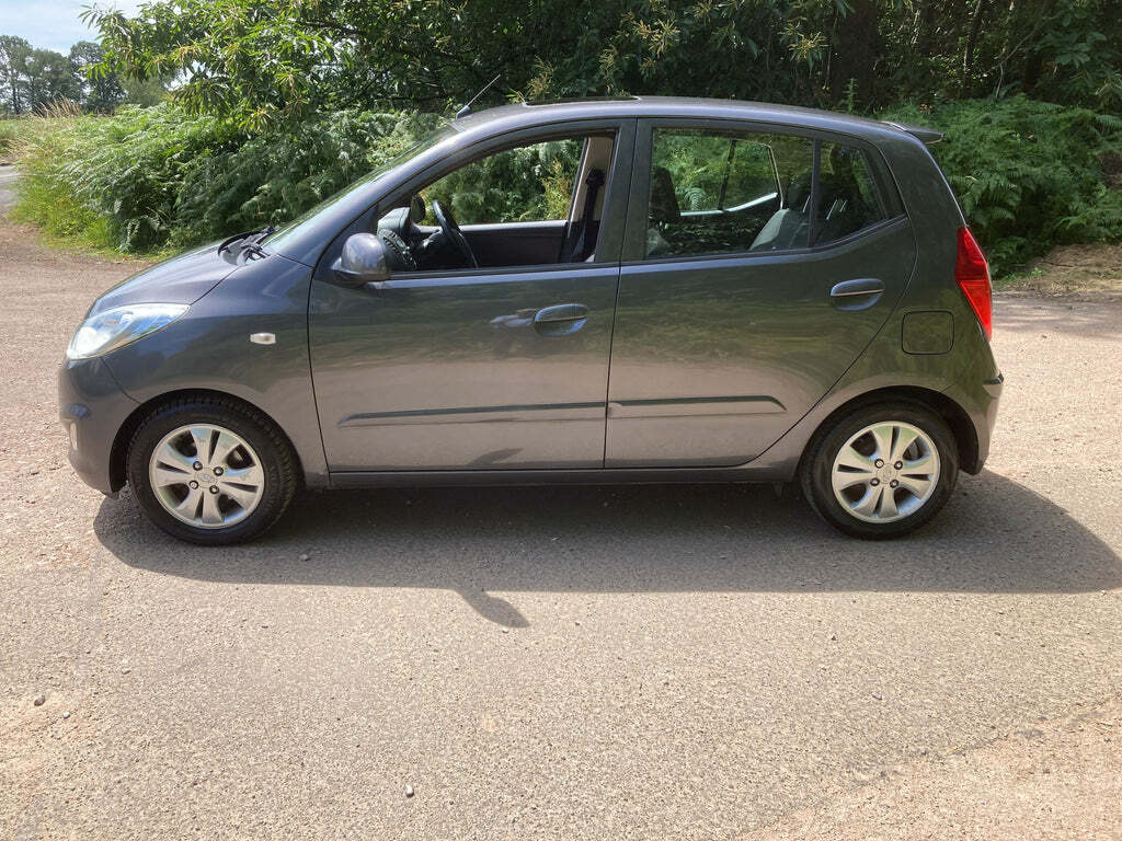 Hyundai I10 10. 1.2 Style Full Service History Very Well Cared Grey #5