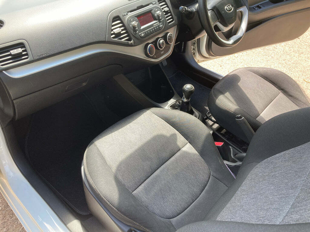 Kia Picanto Hatchback Red #10
