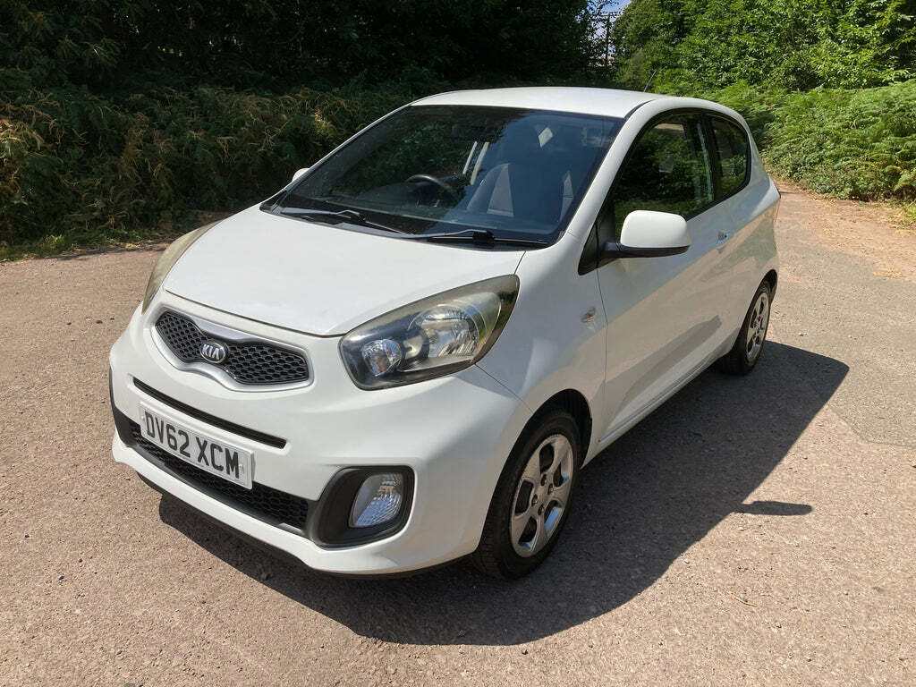 Kia Picanto Hatchback Red #4