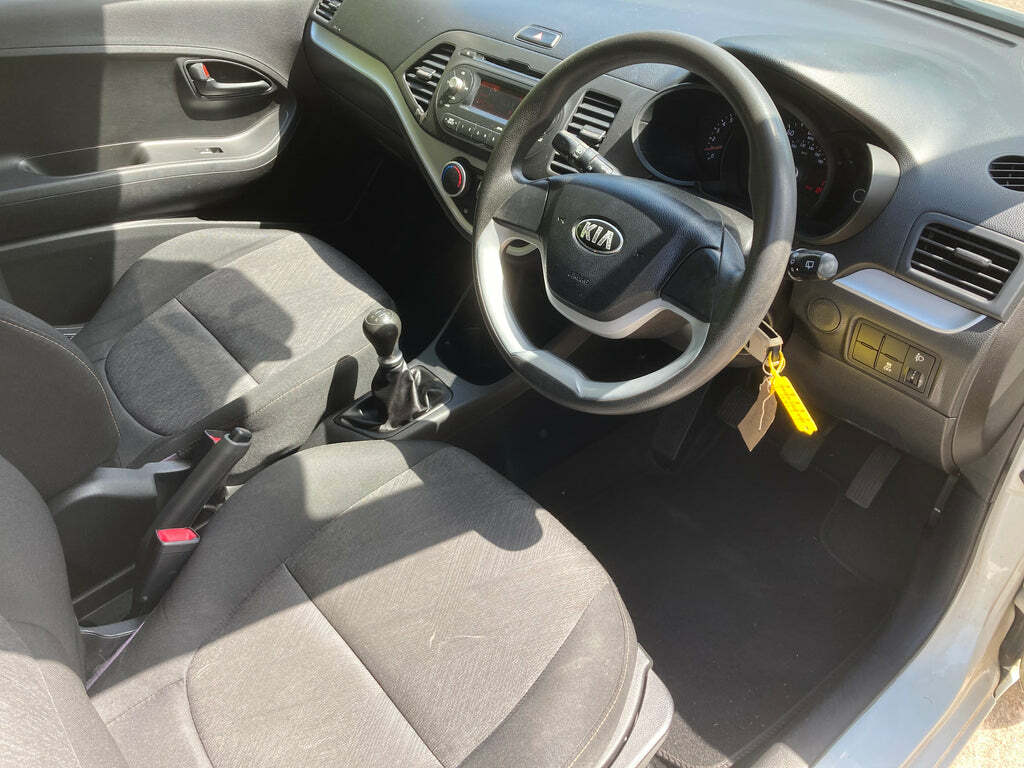 Kia Picanto Hatchback Red #8
