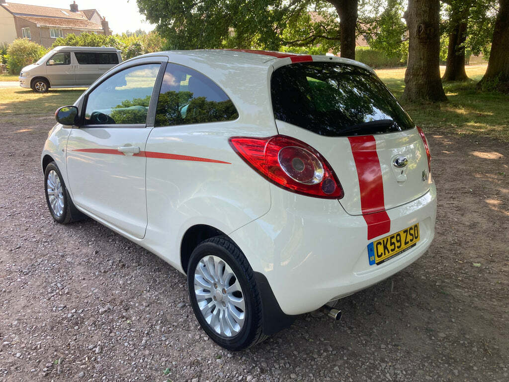 Ford KA 1.2 Zetec. Very Low Mileage. Red #2