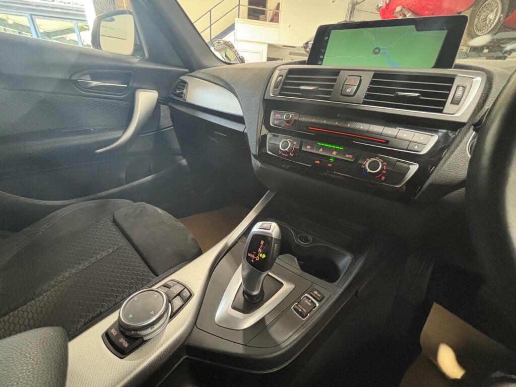 BMW 1 Series Black #36
