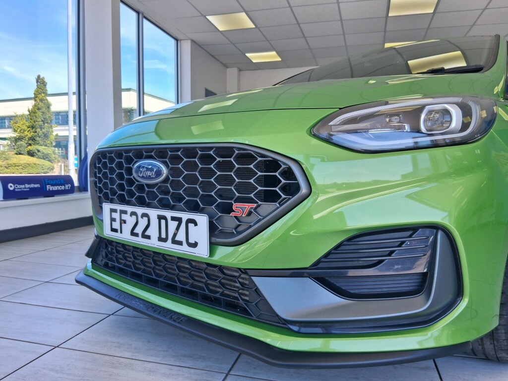 Ford Fiesta 1.5 Fiesta St-3 1.5L Ecoboost 200Ps Fwd 6-S EF22DZC Green #5