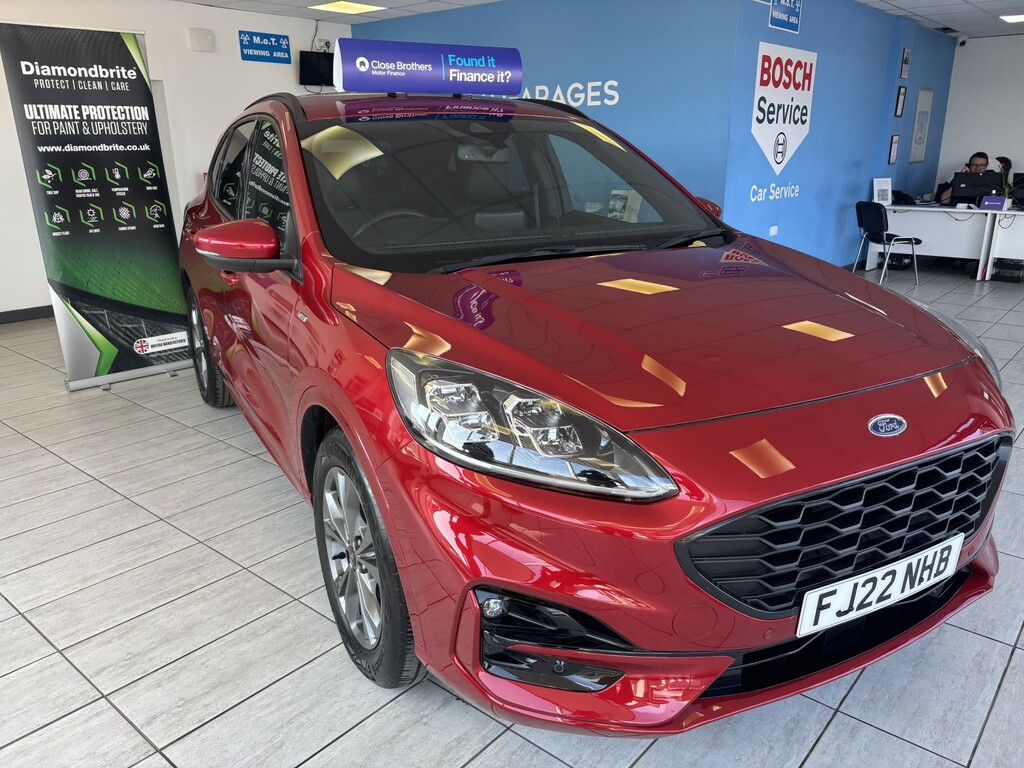 Ford Kuga 1.5 T Ecoboost St-line Edition Red