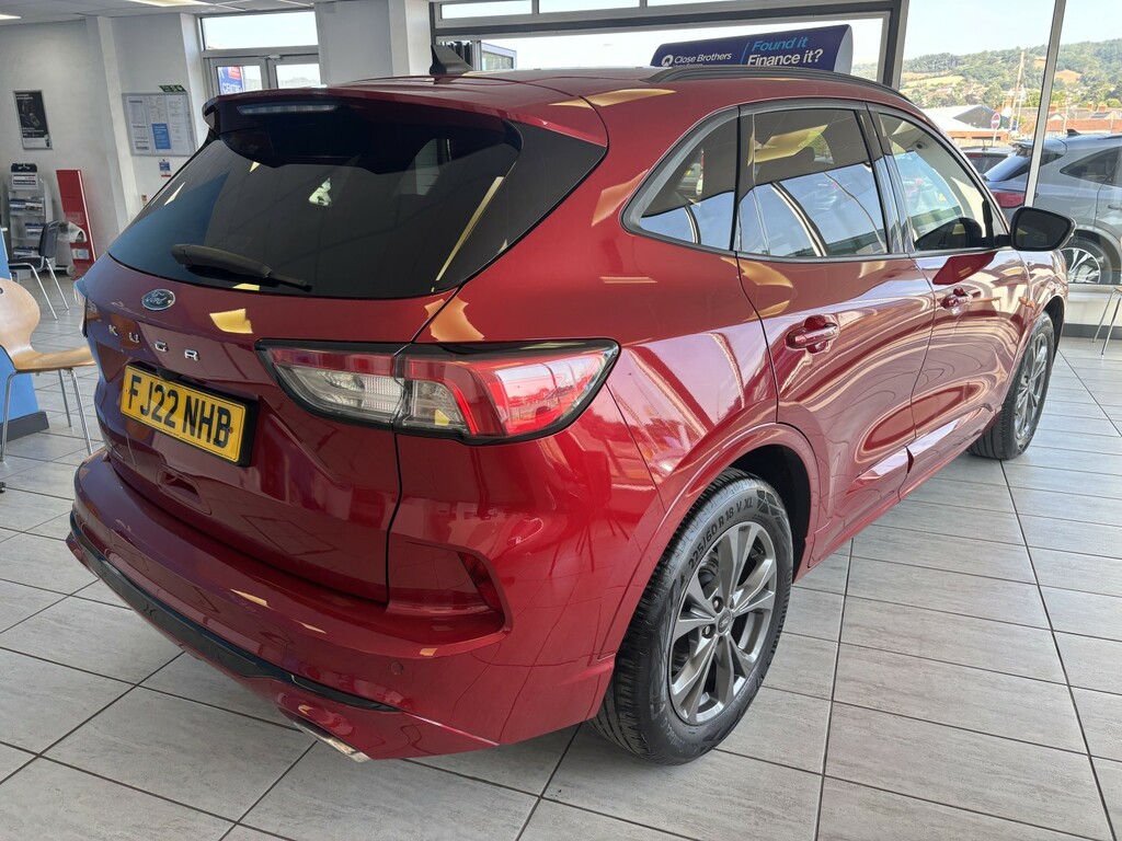 Ford Kuga 1.5 T Ecoboost St-line Edition Red #4