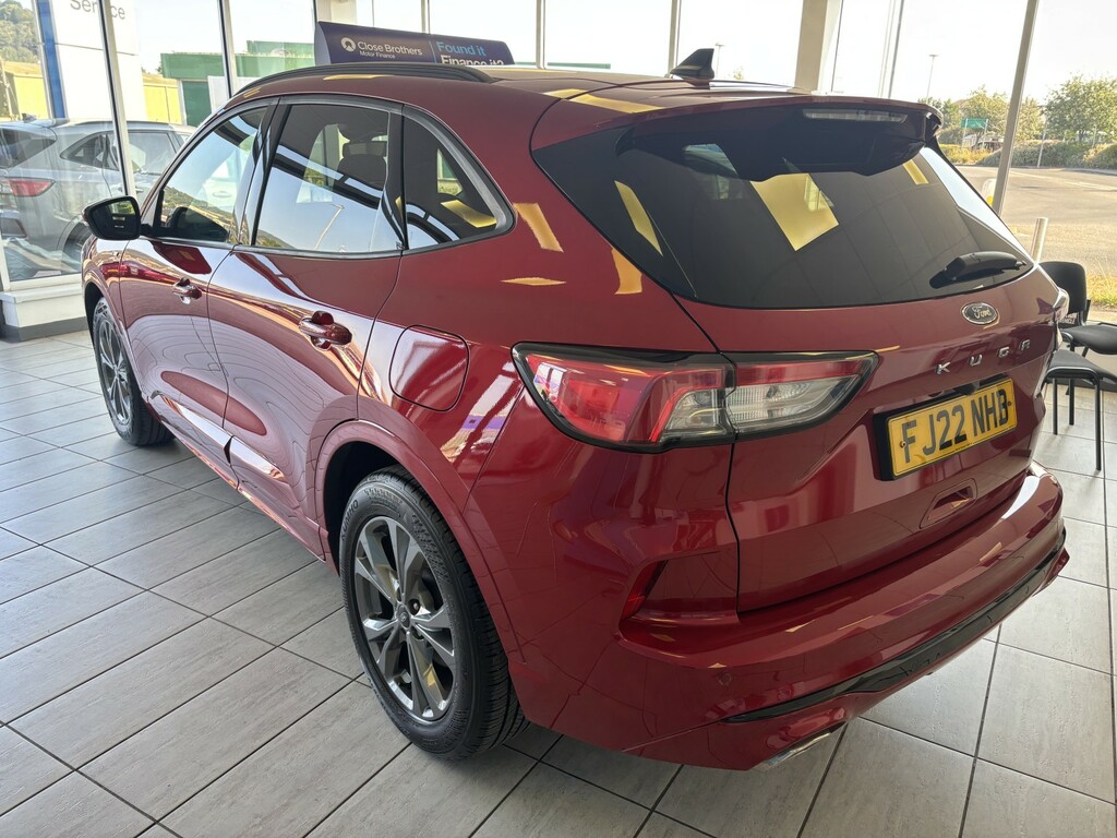 Ford Kuga 1.5 T Ecoboost St-line Edition Red #3