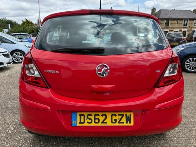 Vauxhall Corsa 16V Se Hatchback Red #6