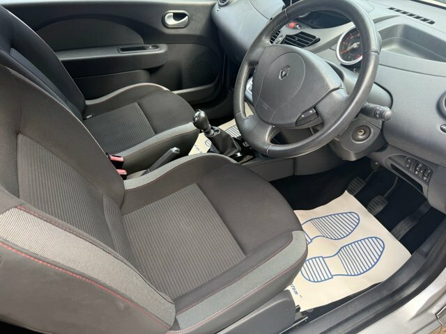 Renault Twingo Dynamique Blue #8