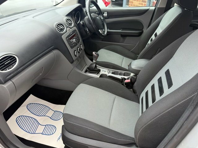 Ford Focus 2009 Ford Focus Cheap Road Tax 1.6 3495 D #9