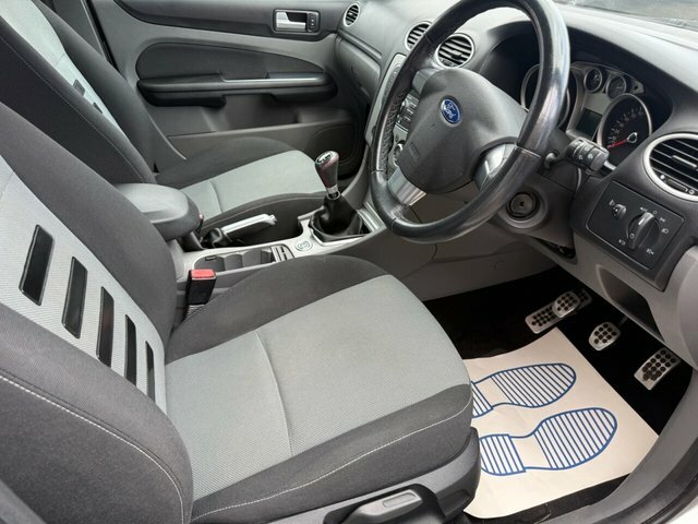Ford Focus 2009 Ford Focus Cheap Road Tax 1.6 3495 D #8
