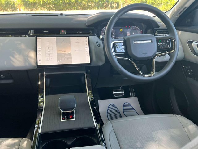 Land Rover Range Rover Velar 2.0 D200 Mhev Dynamic KE74VHW White #4