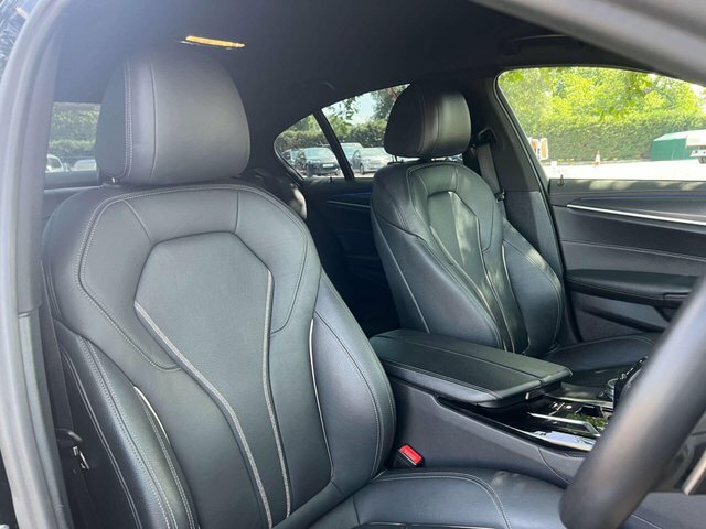 BMW 5 Series 2.0 520I Mht M LE70PPF Black #5
