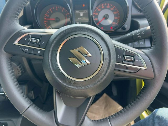 Suzuki Jimny 1.5 Sierrea Suv Yellow #3