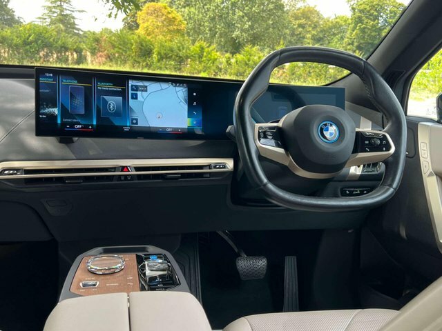 BMW iX 40 76.6Kwh M Sport Black #3