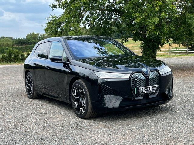 BMW iX IX X Drive40 M Sport White #31