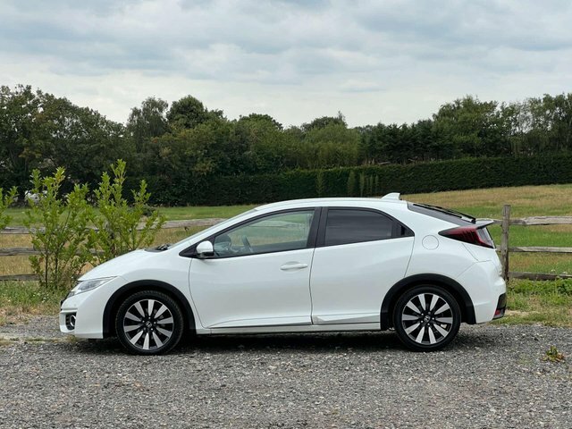 Honda Civic 1.8 I-vtec Se Plus White #4