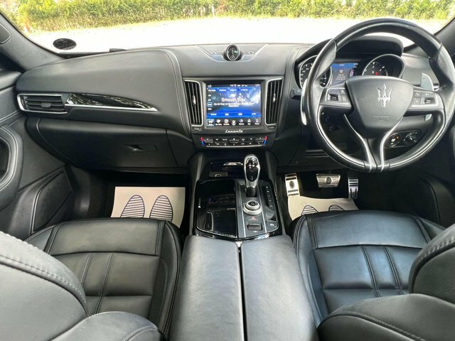 Maserati Levante Suv Black #25