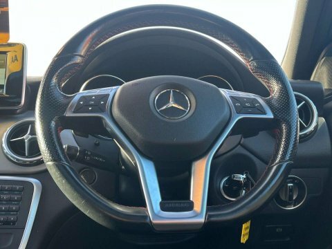Mercedes-Benz GLA Class Suv 2.1 Gla200 Cdi Amg Line 7G-dct Euro 6 Ss Black #11