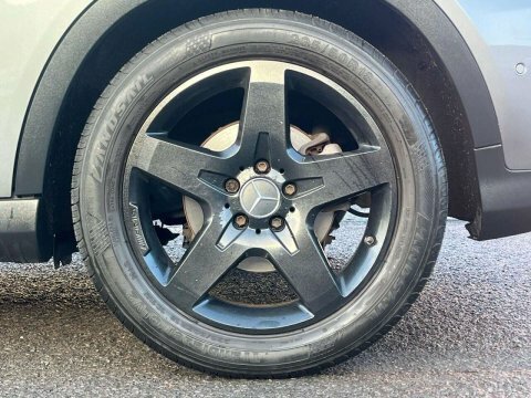 Mercedes-Benz GLA Class Suv 2.1 Gla200 Cdi Amg Line 7G-dct Euro 6 Ss Black #14