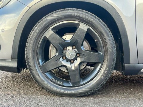 Mercedes-Benz GLA Class Suv 2.1 Gla200 Cdi Amg Line 7G-dct Euro 6 Ss Black #15