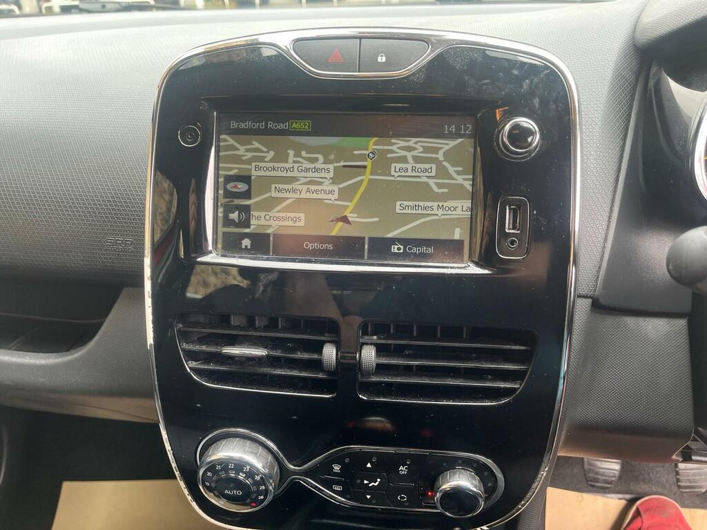 Renault Clio 0.9 Tce 90 Dynamique S Medianav Energy 20 Tax Black #13