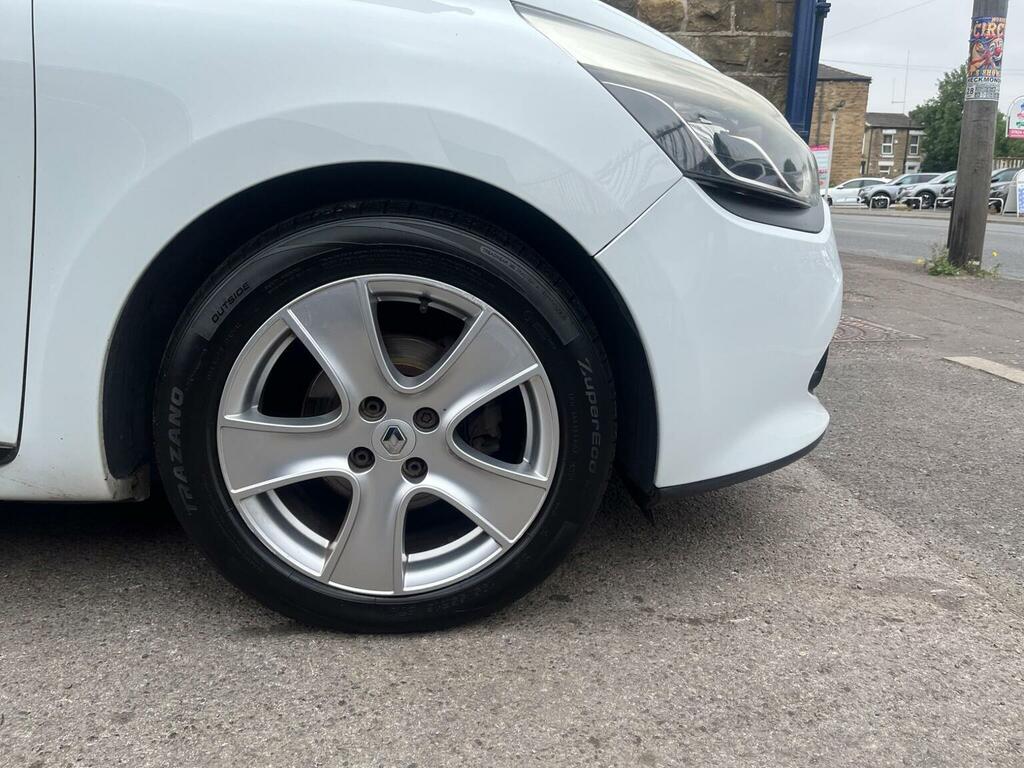 Renault Clio Black #15