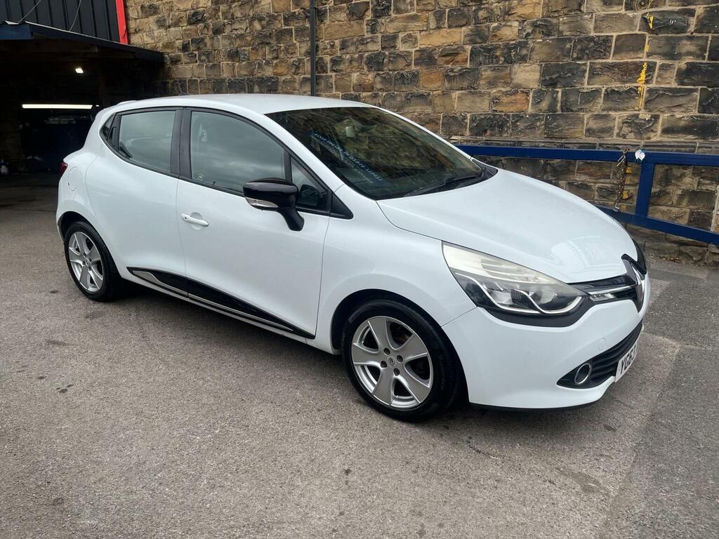 Renault Clio Black #1