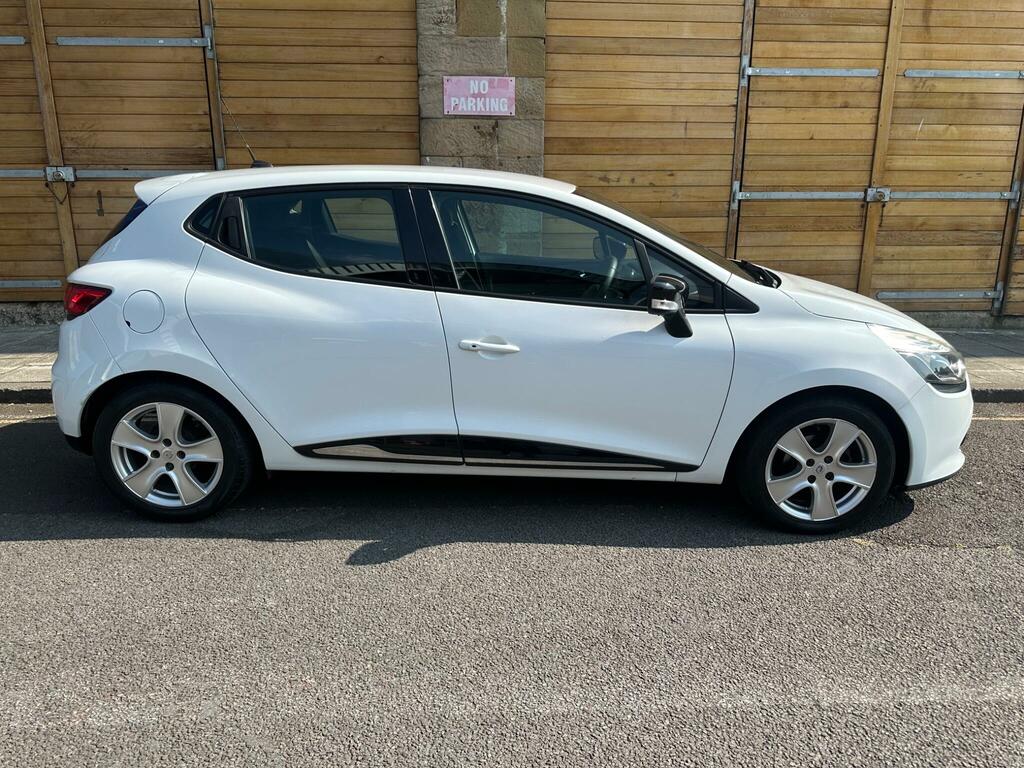 Renault Clio 1.5 Dci Eco Dynamique Medianav Euro 5 Ss CN15XSB White #6