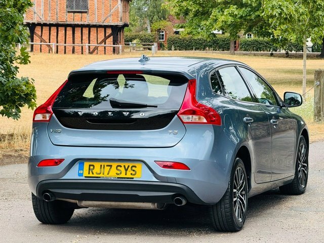 Volvo V40 1.5 T3 Momentum Hatchback Euro 6 Blue #5