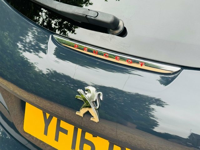 Peugeot 208 Hatchback Black #21