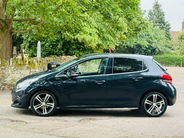 Peugeot 208 Hatchback Black #8