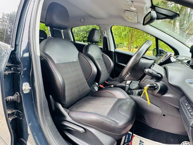 Peugeot 208 Hatchback Black #28